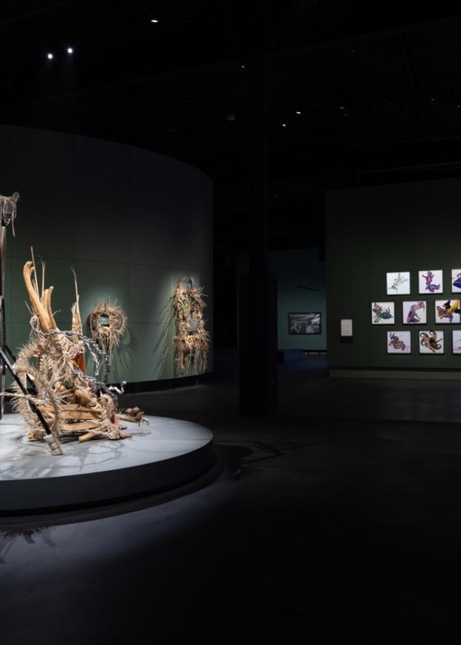 افتتاح بينالي الدرعية للفن المعاصر 2026 في حي جاكس تحت عنوان "في الحِلّ والترحال"