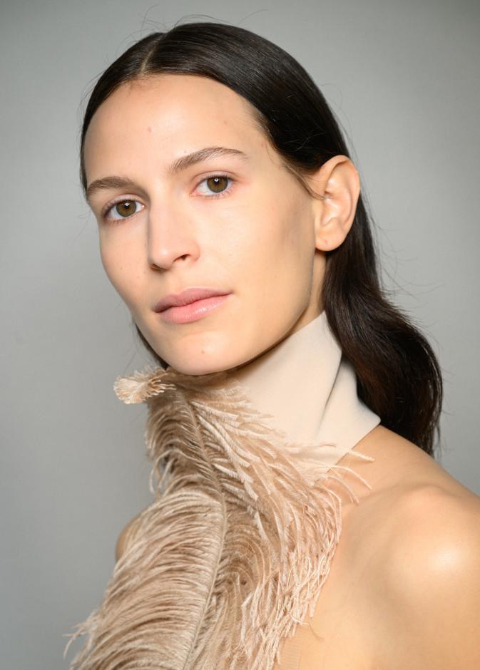 السيليكون أم شريط السيليكون للندوب أيهما أفضل للتجاعيد أثناء النوم