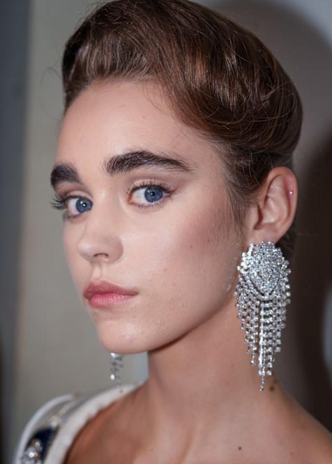 عارضة Richard Quinn