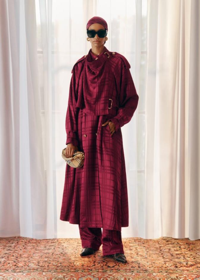 تشكيلة BURBERRY الحصرية المصغّرة بمناسبة شهر رمضان المبارك