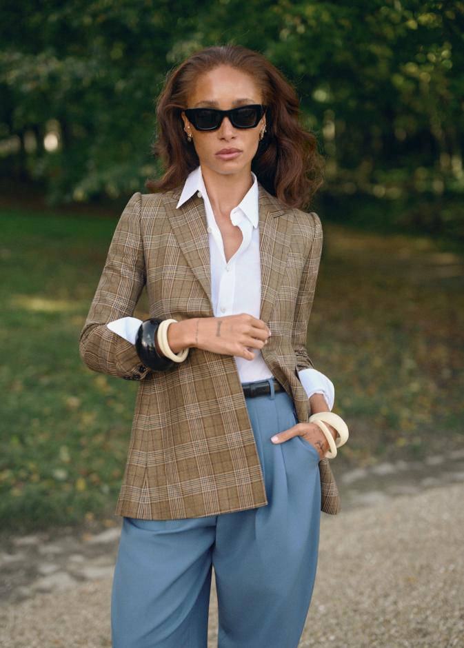 إطلالة من Celine