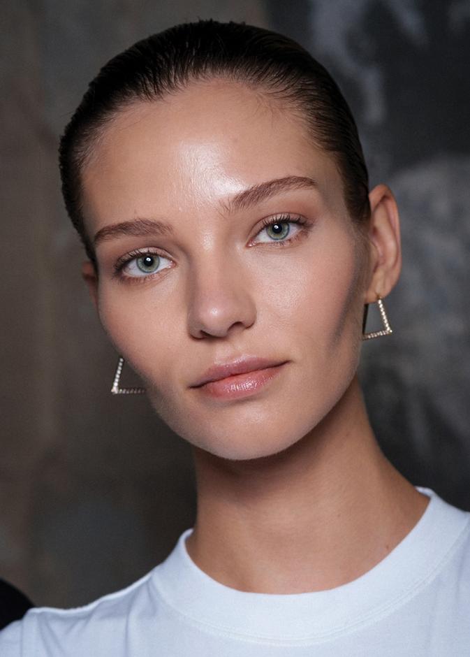 دليل الجمال والعافية 2026: روتين يومي يعيد التوازن والإشراقة