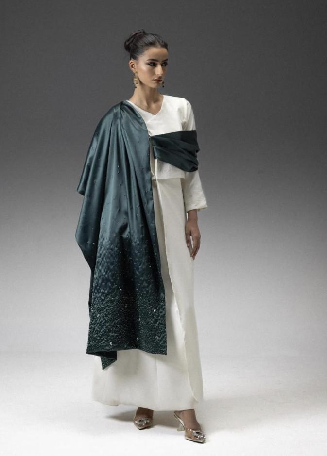 خاص "هي": مشروع التخرّج "أهزوجة"يستعيد العرضة النجدية بلغة تُرتدى