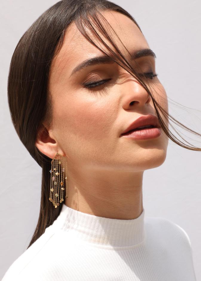 خاص ل"هي" مصممة المجوهرات السعودية نوشين بخش من Sheen Jewelry: قطع تبقى أبعد من اللحظة  