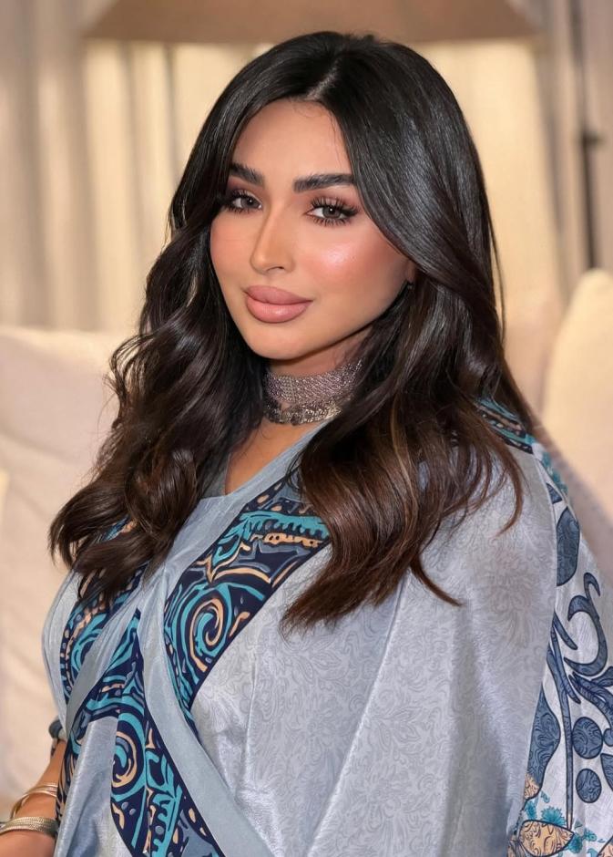 أمل الانصاري صورة من انستغرامها