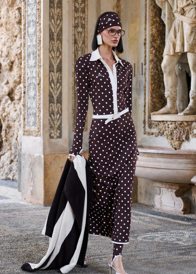 إطلالة أنيقة من ‏Rowen Rose