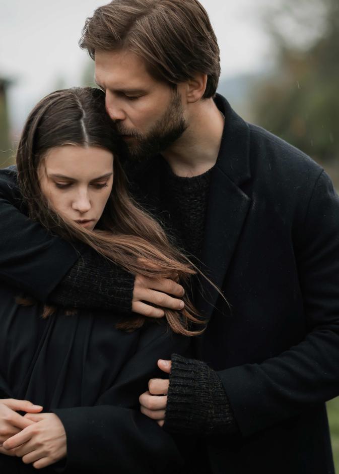 اعرفي لماذا نتمسك بمن لا يريدنا