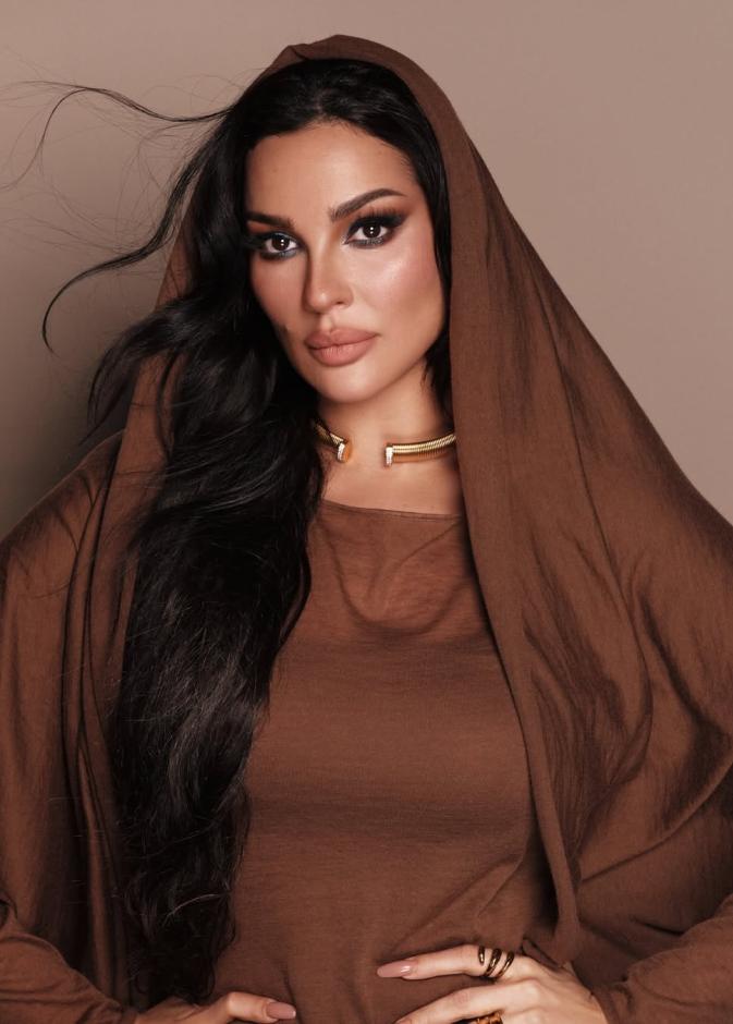 تجرأت نادين نجيم واعترفت بالاجراءات التجميلية cover