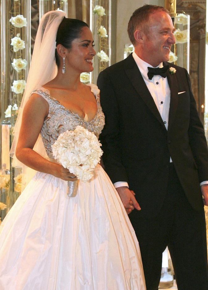 سلمى حايك اقامت حفل زفافها الأول في باريس