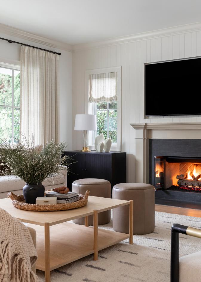 غرفة معيشة مرتبة استعدادا لشهر رمضان