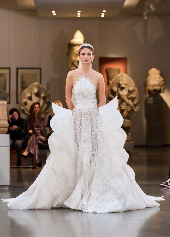 فستان زفاف منال عجاج لربيع وصيف 2026