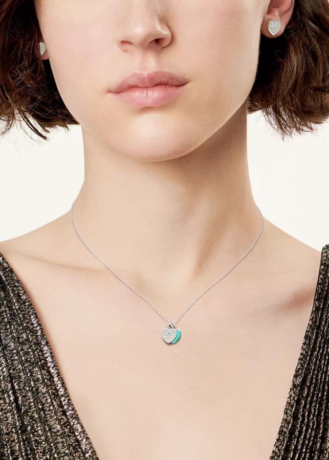 مجوهرات عيد الحب من ماركات عالمية بتصميمات رومانسية نابضة