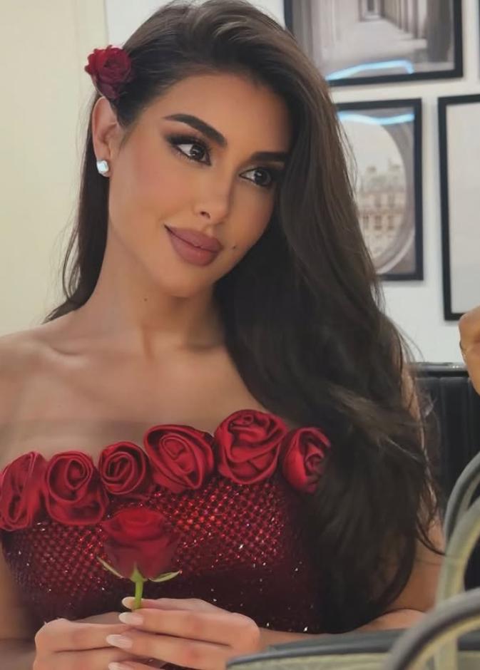 النجمة ياسمين صبري صورة من انستغرامها