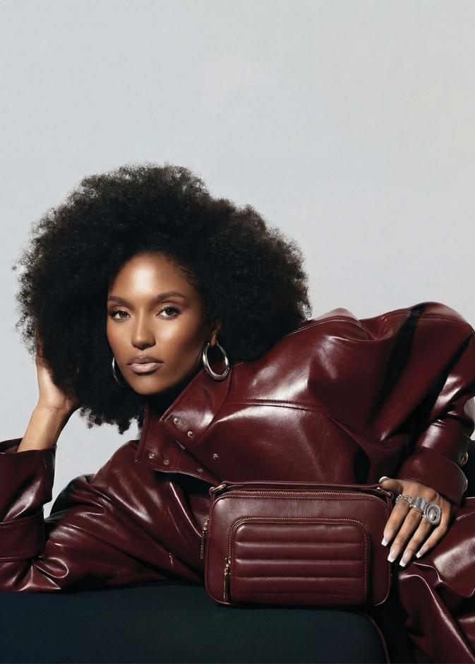 الحقيبة السعودية رفيق يومي وأثر شخصي