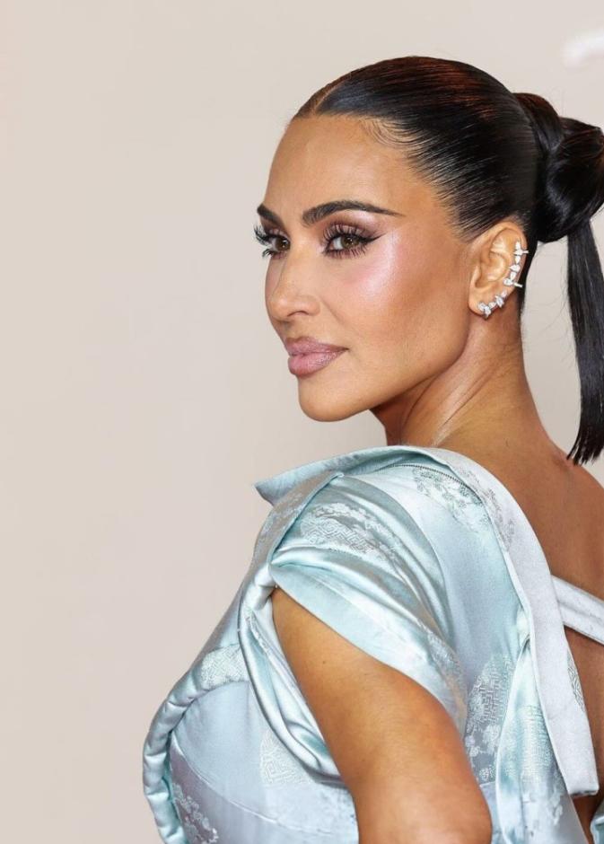 كيم كارداشيان