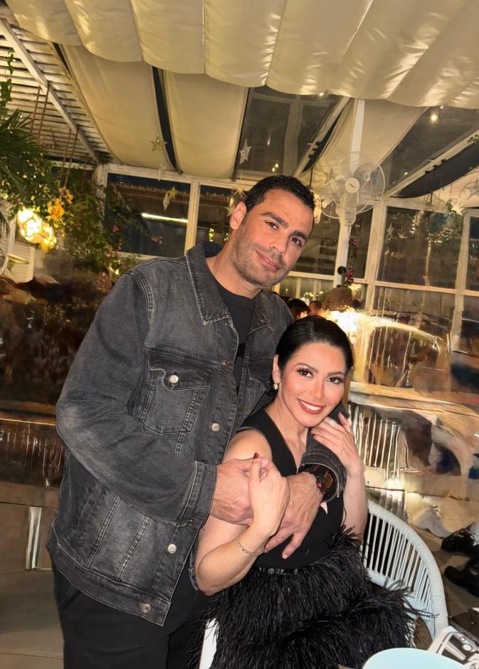 لقاء الخميسي وزوجها 