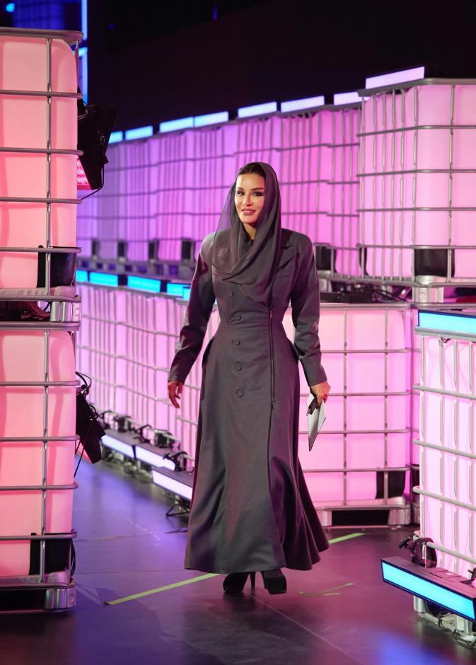 الشيخة موزة