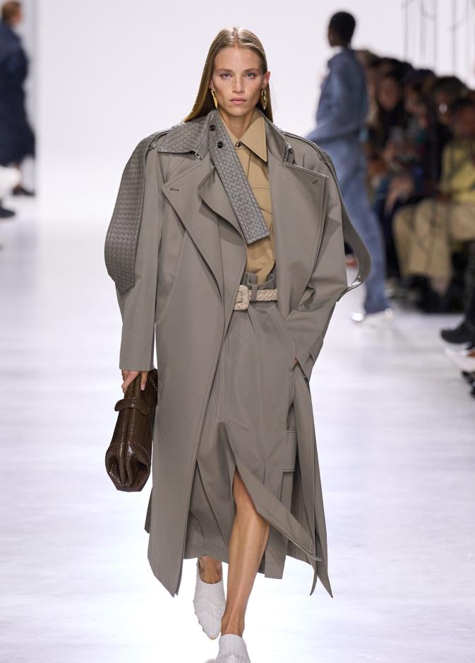 إطلالة من Bottega Veneta