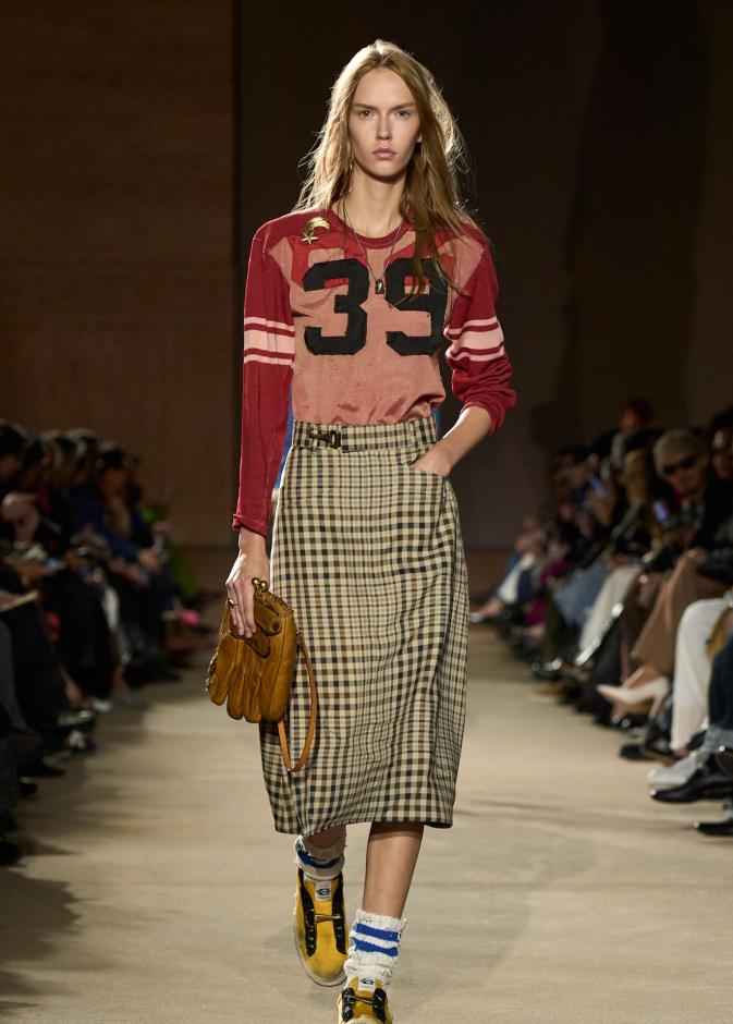 رحلة سينمائية في هوية الشباب مع مجموعة Coach خريف وشتاء 2026