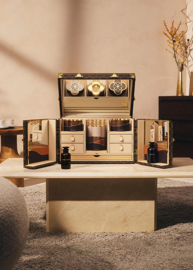 "لويس فويتون" تكشف عن مجموعة البخور الشرقية وعطرها Ambre Levant  حيث يلتقي التراث بالفخامة