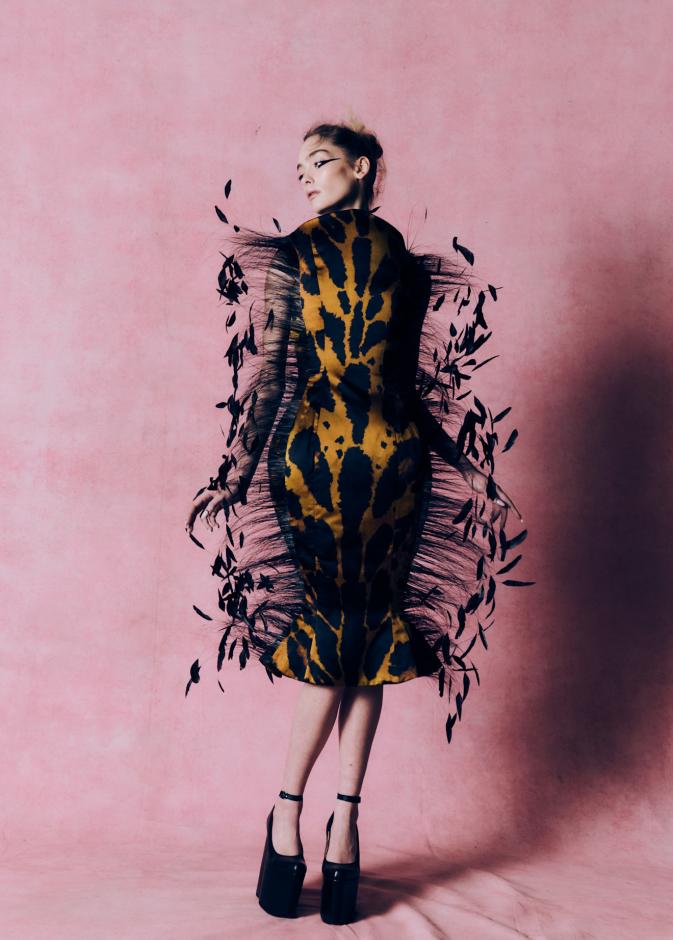 عودة الماكسماليزم في أبهى تجلياتها المسرحية في مجموعة Harris Reed لخريف و شتاء 2026 للملابس الجاهزة