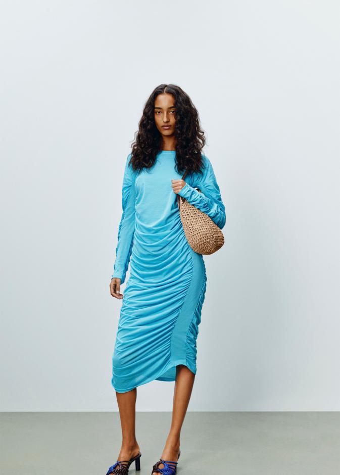 مجموعة JW Anderson تجربة فنية متكاملة