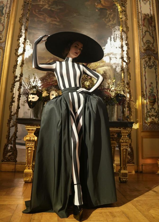 ليلي كولينز 