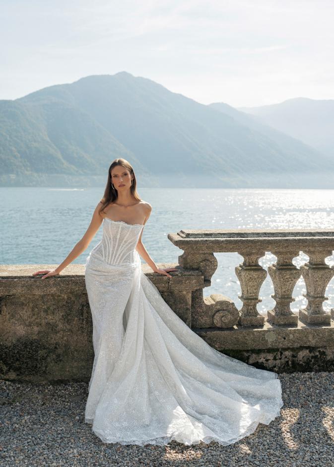 فستان زفاف بتصميم الحورية من ريكا سبوزا