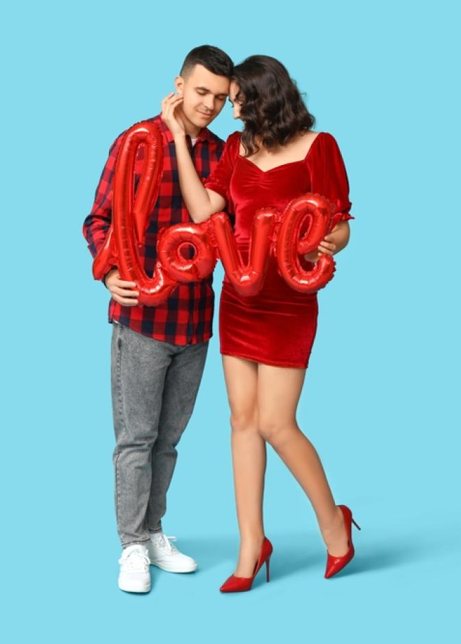 أجمل عبارات تهنئة وكلام عن عيد الحب