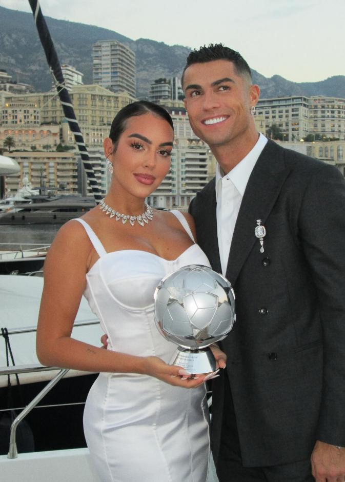 هل اقترب موعد زفاف جورجينا رودريغيز وكريستيانو رونالدو؟