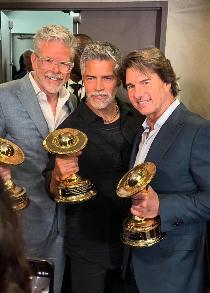 توم كروز يحصد جائزة أفضل ممثل