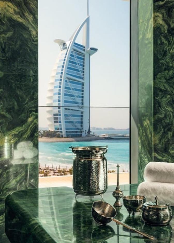 دليلك لتجربة استرخاء مثالية.. 6 منتجعات صحية في دبي تأخذكِ إلى عالم من الرفاهية والسكينة