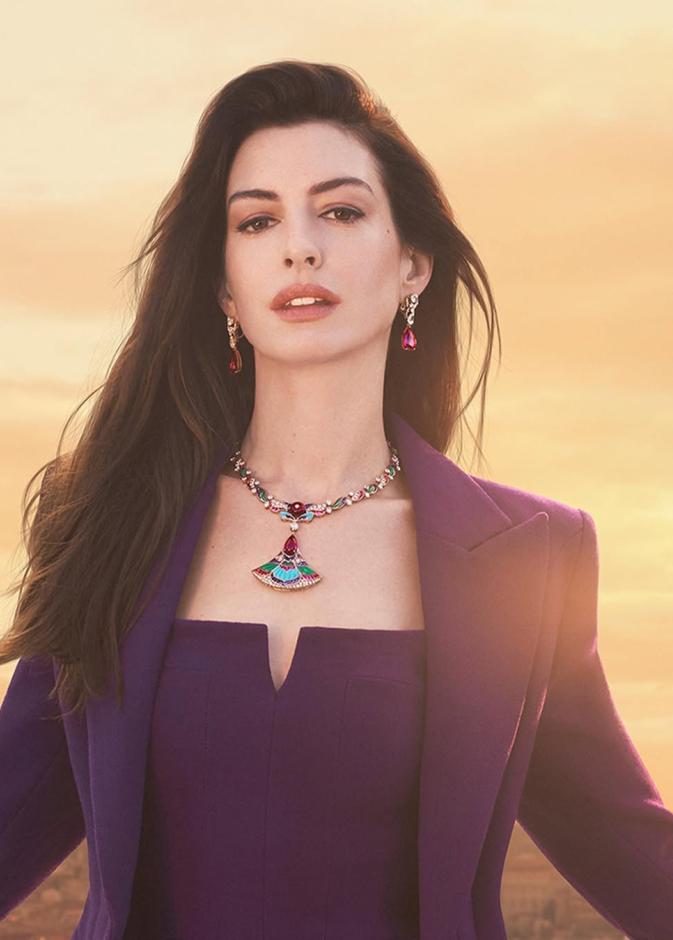 فقدت الفنانة آن هاثاواي أكثر من 15 كيلو من وزنها في وقت قصير