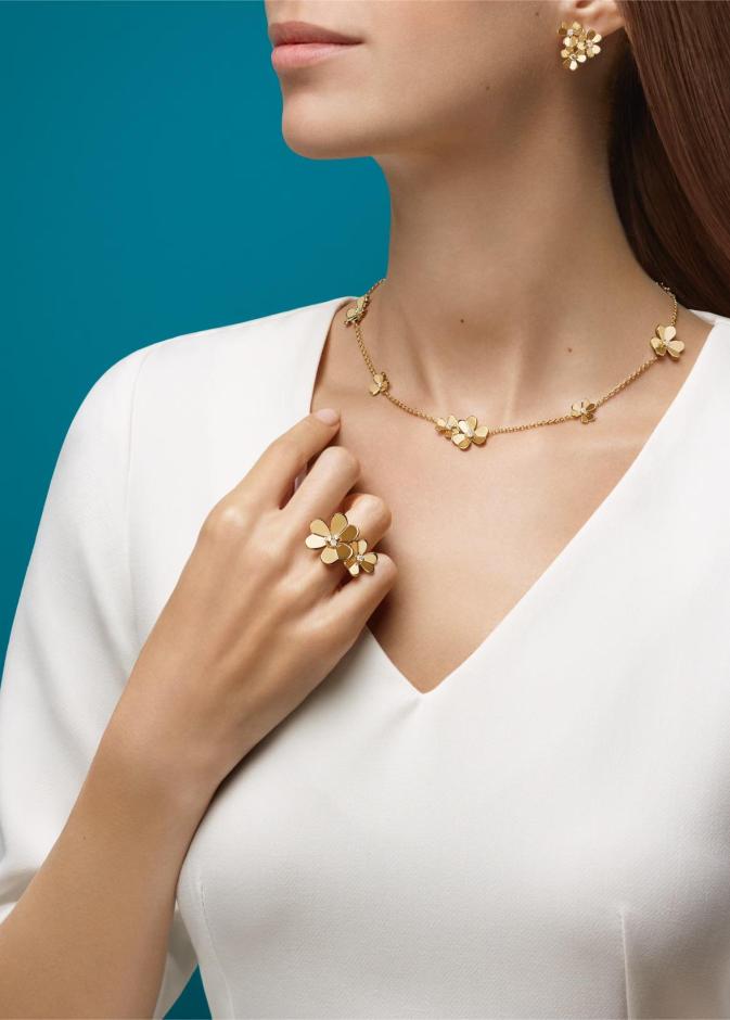 قلائد فاخرة مثالية لسهرات عيد الفطر.. لمسة فاتنة لا تُنسى