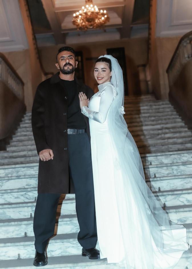 يارا السكري تتصدر الترند بإطلالات لافتة ومجوهرات تخطف الأنظار