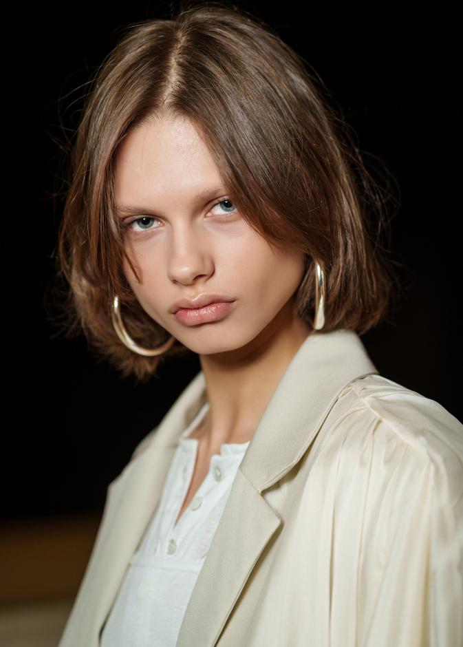 ألوان صبغات الشعر البني الموحّد من دار Vaillant