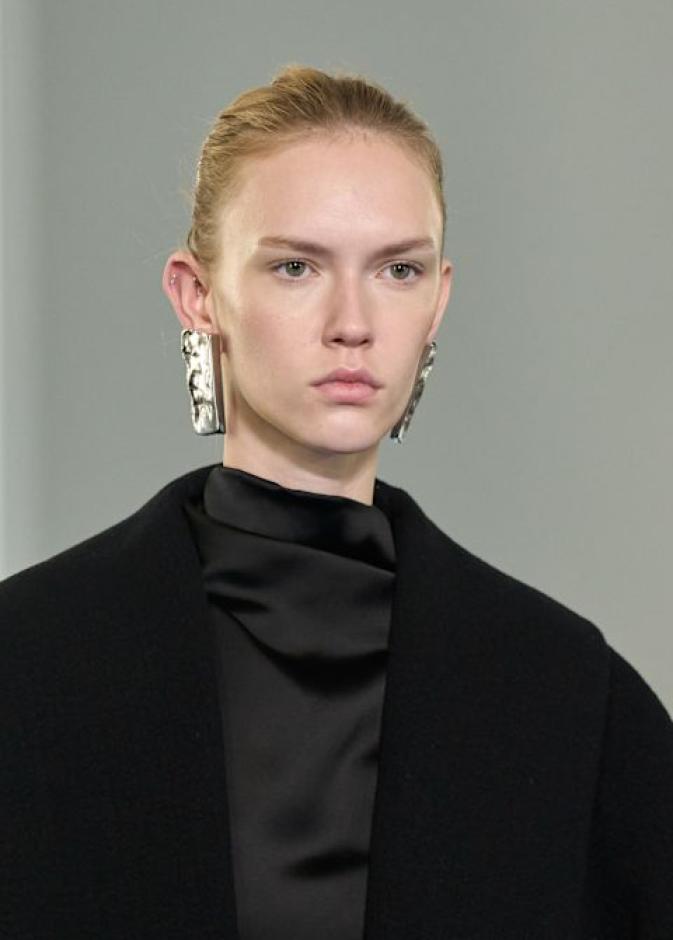 بدائل كريم الأساس للدوام اليومي.. 3 خيارات تمنحك بشرة طبيعية دون ثقل