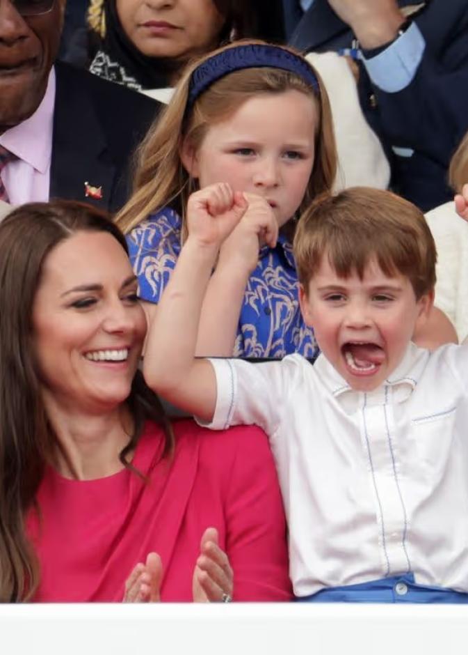 الأمير لويس "المشاغب" المفضل.. لماذا خطف الأنظار من هاري؟