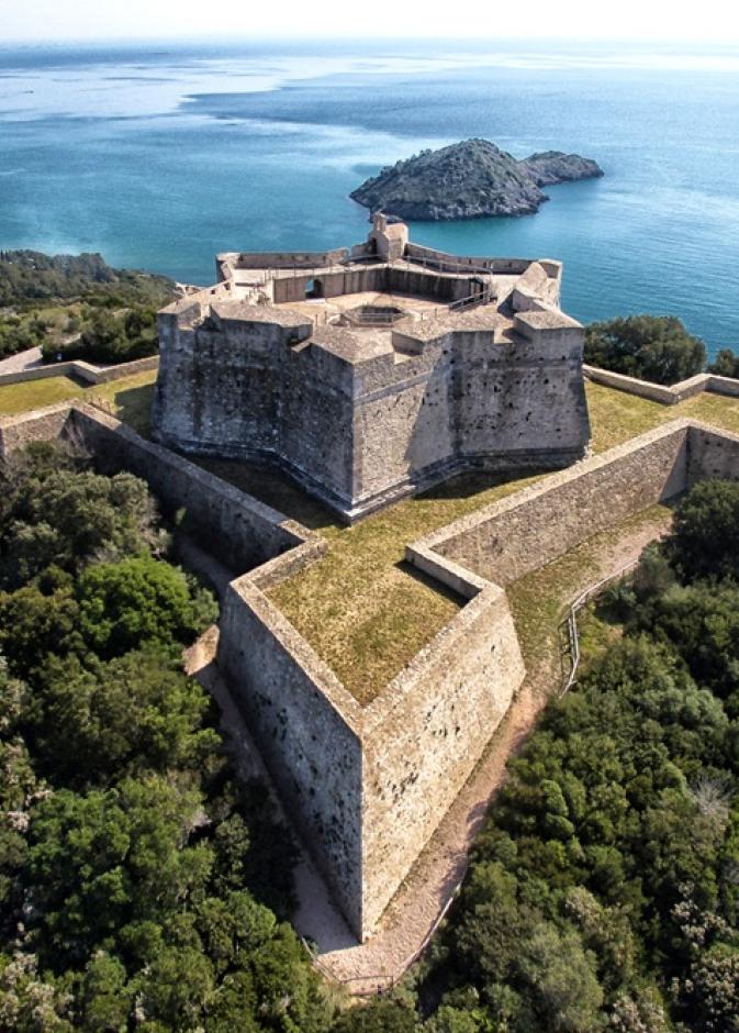 Monte Argentario مونتي أرجنتاريو 