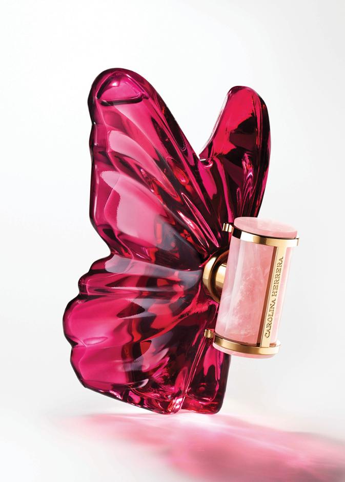 رحلة الحواس العطرية .. نفحات جديدة من الفاكهة الزهرية إلى العنبر الغني