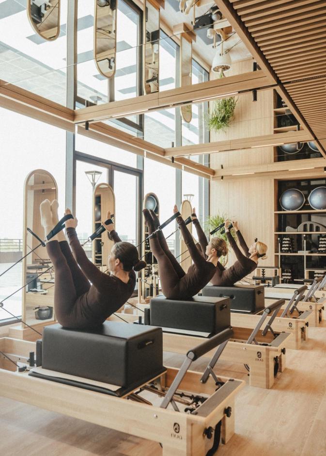 همسة الصانع وسارة بن داود تكشفان أسرار تحويل البيلاتس إلى تجربة عافية متكاملة