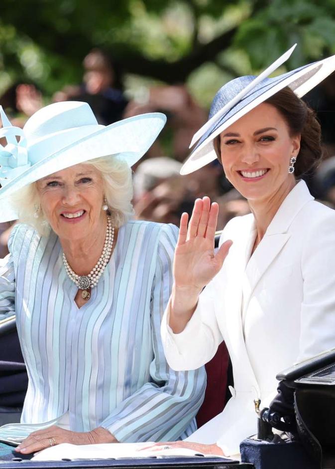 كيت ميدلتون والملكة كاميلا