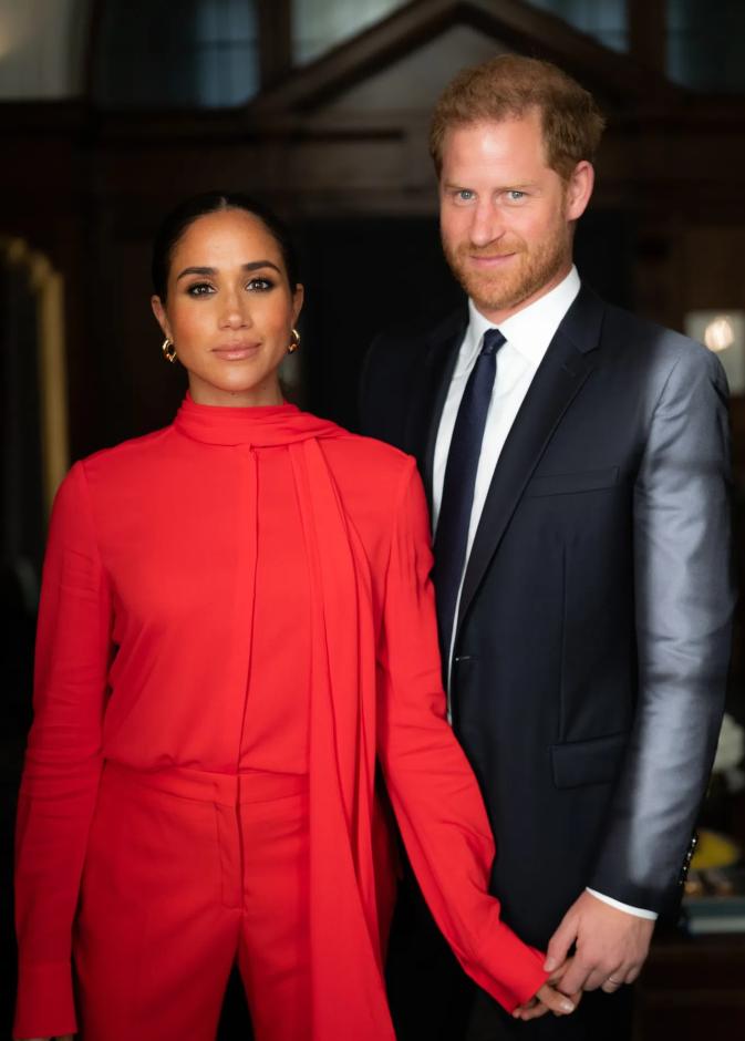 هاري وميغان يواجهان الشائعات برد حاسم