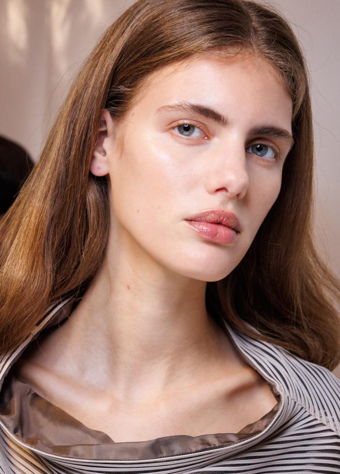 سر إشراقة البشرة الدائمة… عادات يومية تغيّر مظهر وجهك