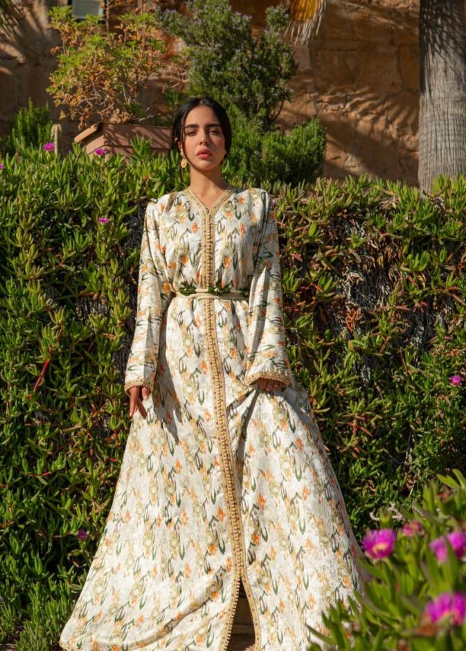 خاص لـ"هي": بين التراث والمكانة الخاصة… القفطان في أزياء رمضان مع الشريفة عائشة المامي