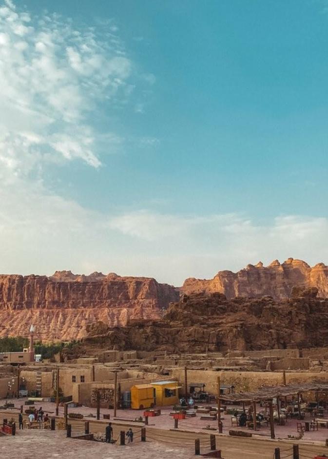 العودة إلى زمن الطيبين.. 8 تجارب تراثية ساحرة في البلدة القديمة بالعلا