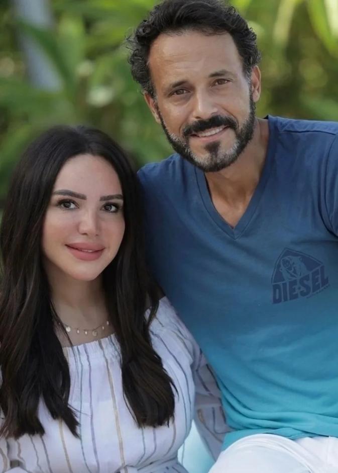 إنجي علاء ويوسف الشريف