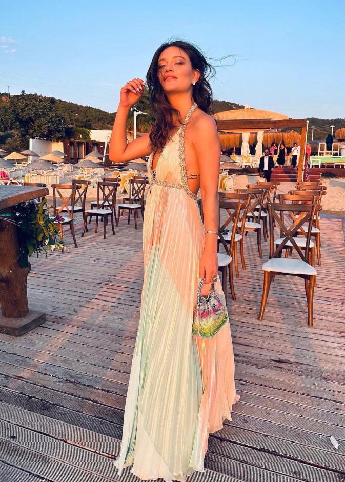 إيليف أونجورولار