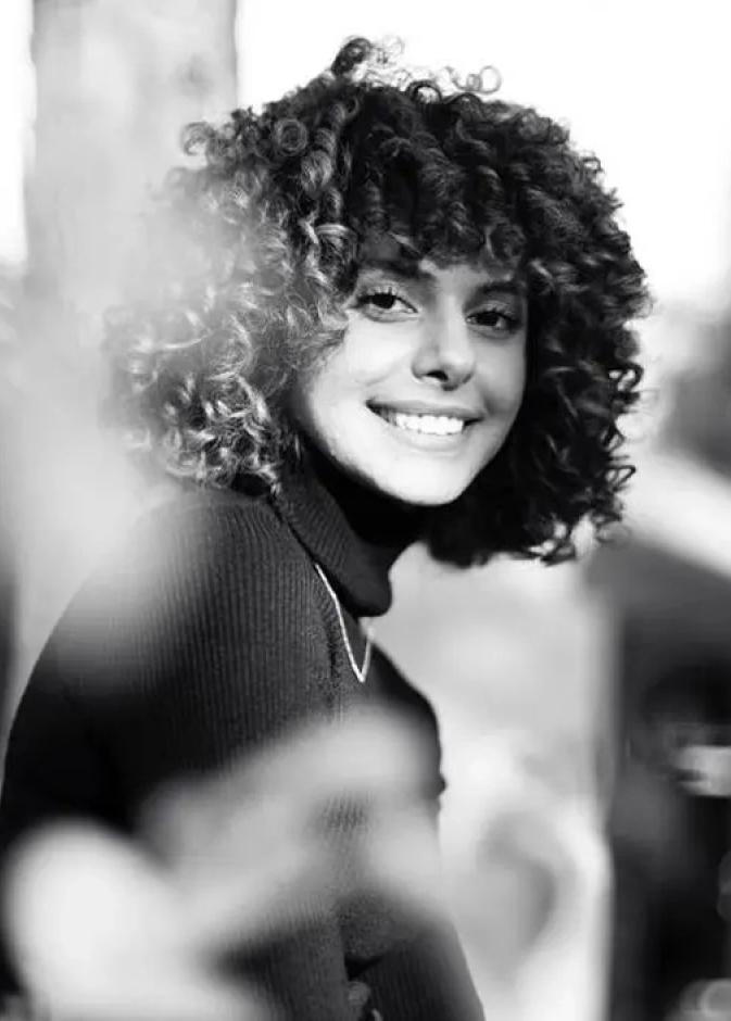 هلا الحيد مخرجة فيلم أم السعف والليف الصورة من موقع saudipedia