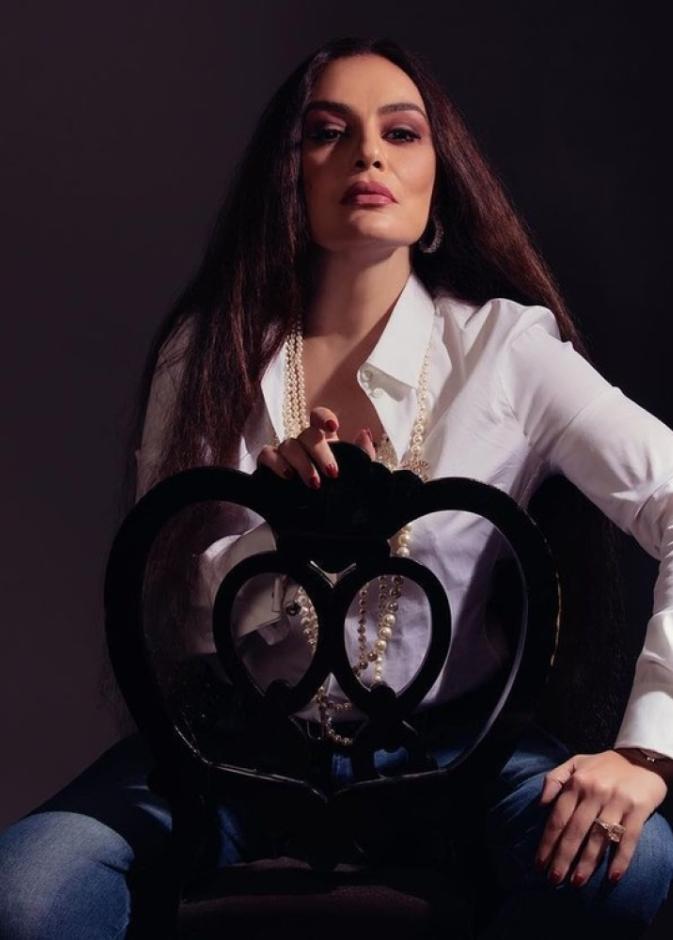 النجمة شريهان